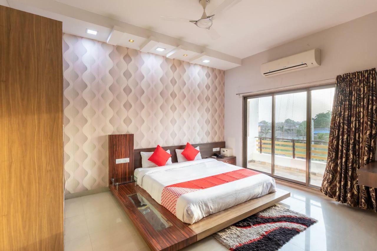 Oyo 42910 Hotel Rudra Palace Ratlām Chambre photo