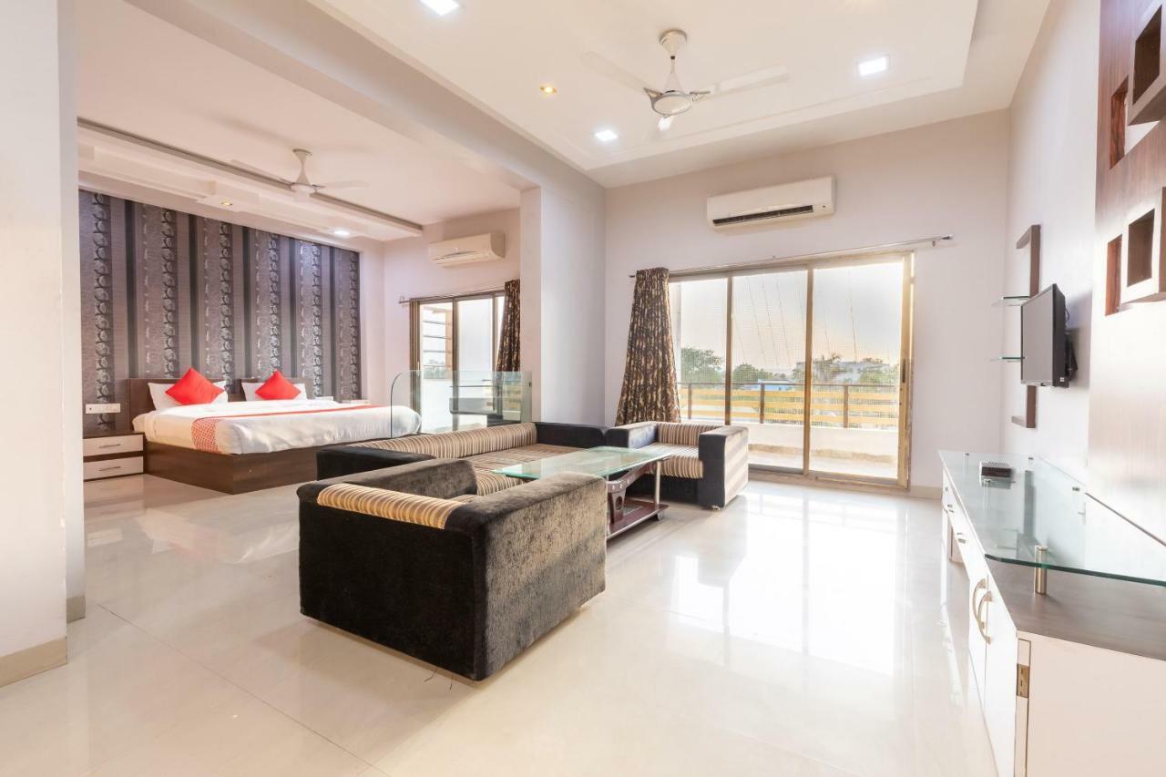 Oyo 42910 Hotel Rudra Palace Ratlām Chambre photo